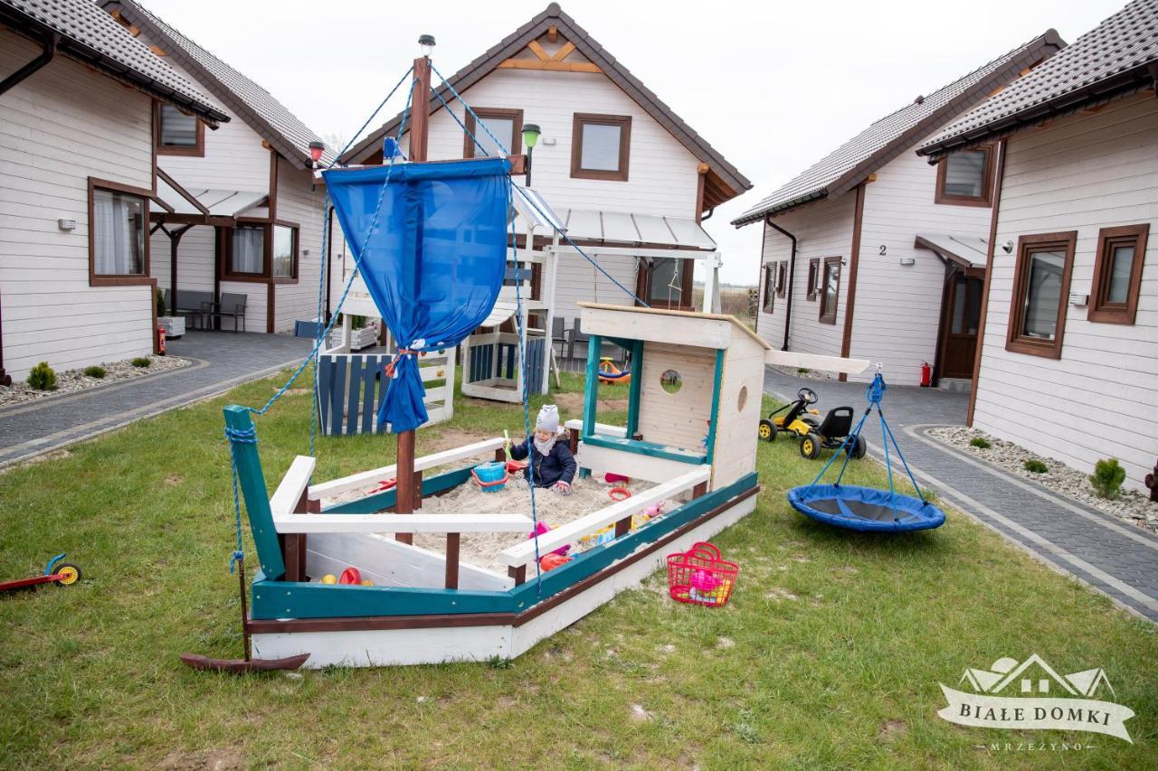 Biale Domki Mrzezyno Mrzeżyno Exterior foto